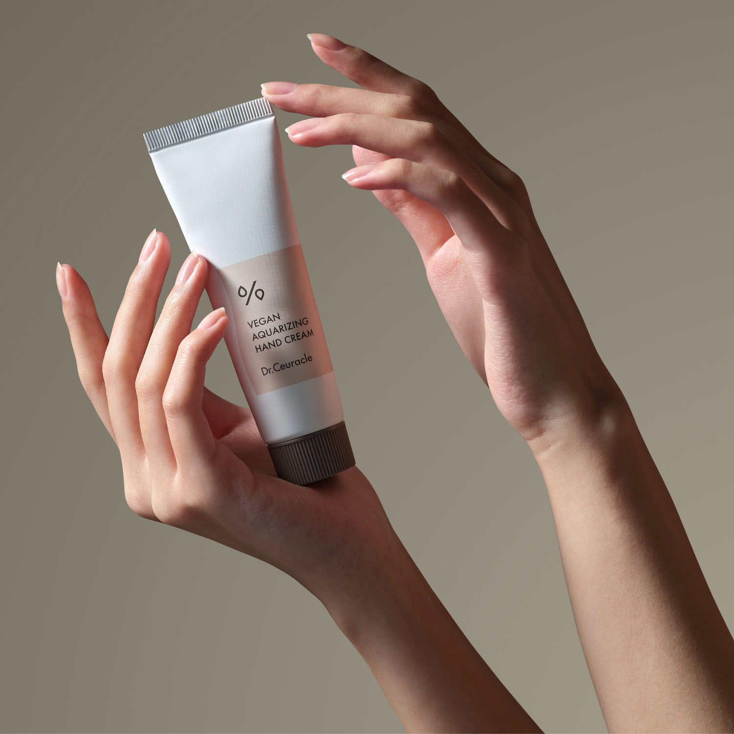 Vegan Aquarizing Hand Cream